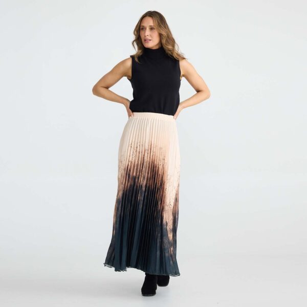 BT25012 2 Alias Pleated Skirt Calligraphy 6