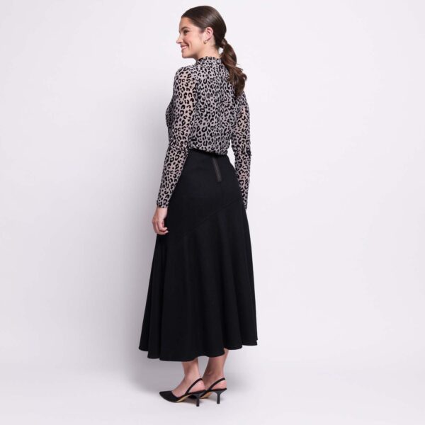 FO7761 ROAR FO8149 BLACK 4
